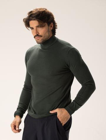 ALAN ROLLNECK SWEATER IN GREEN