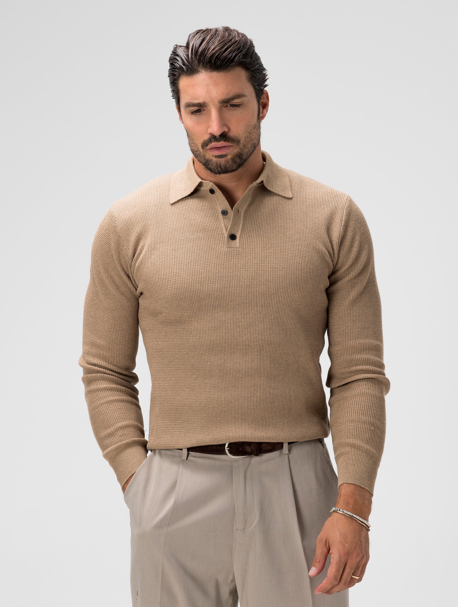 JIN KNITTED LONG SLEEVED POLO IN CAMEL