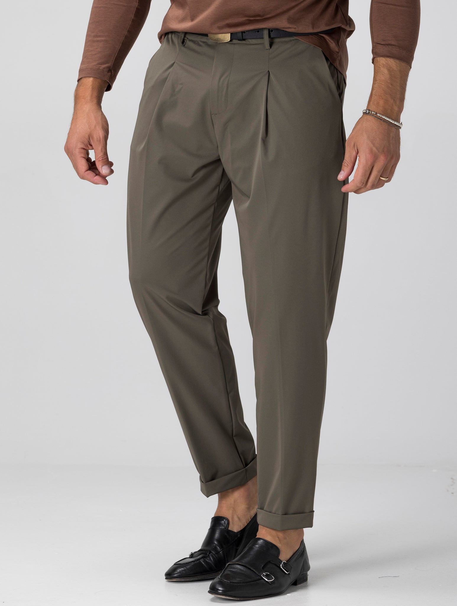 HIRO PANTALON TISSU TECHNIQUE FORMAL VERT