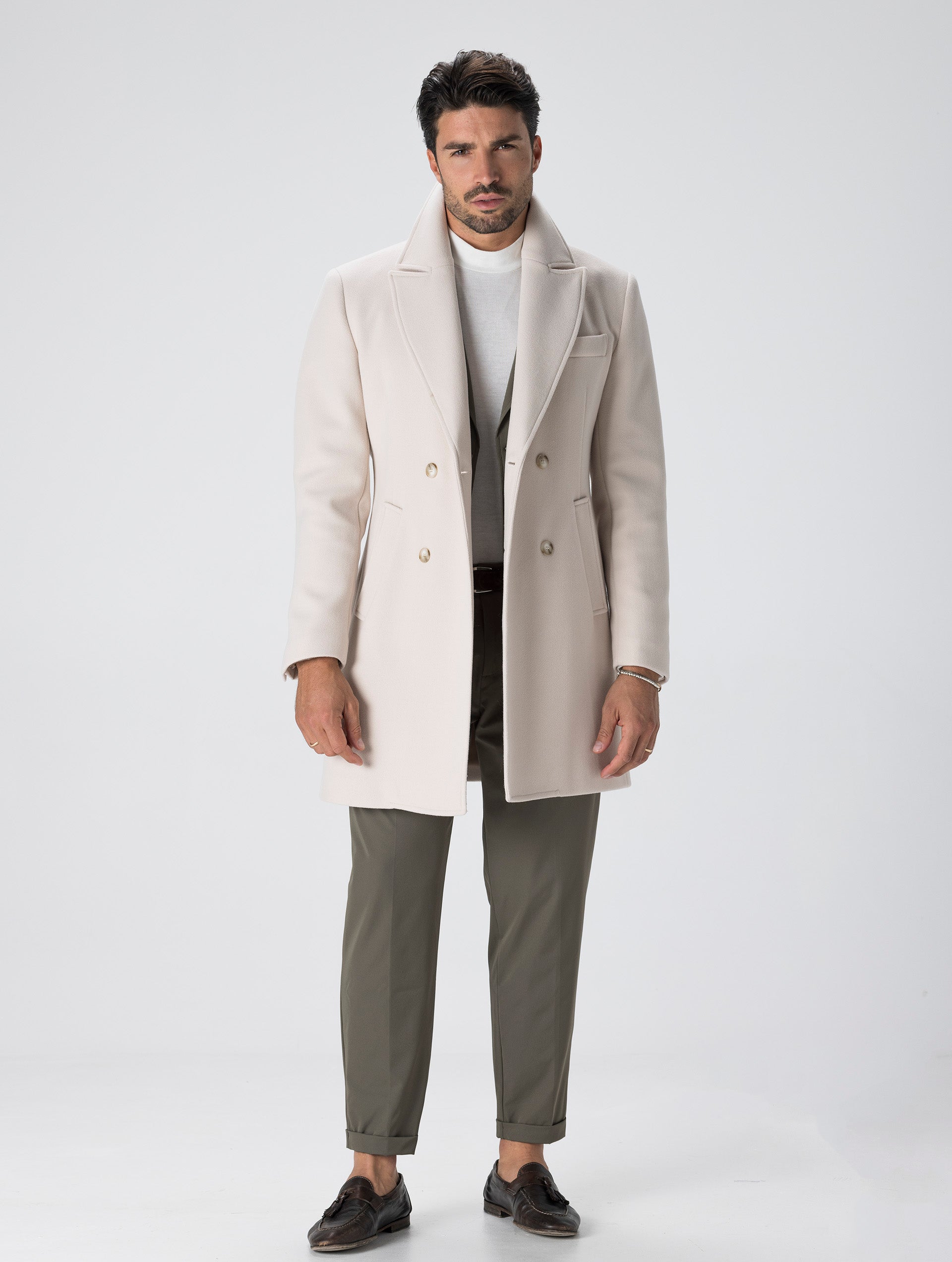DOUBLE BREASTED COAT IN KASHA COLOR