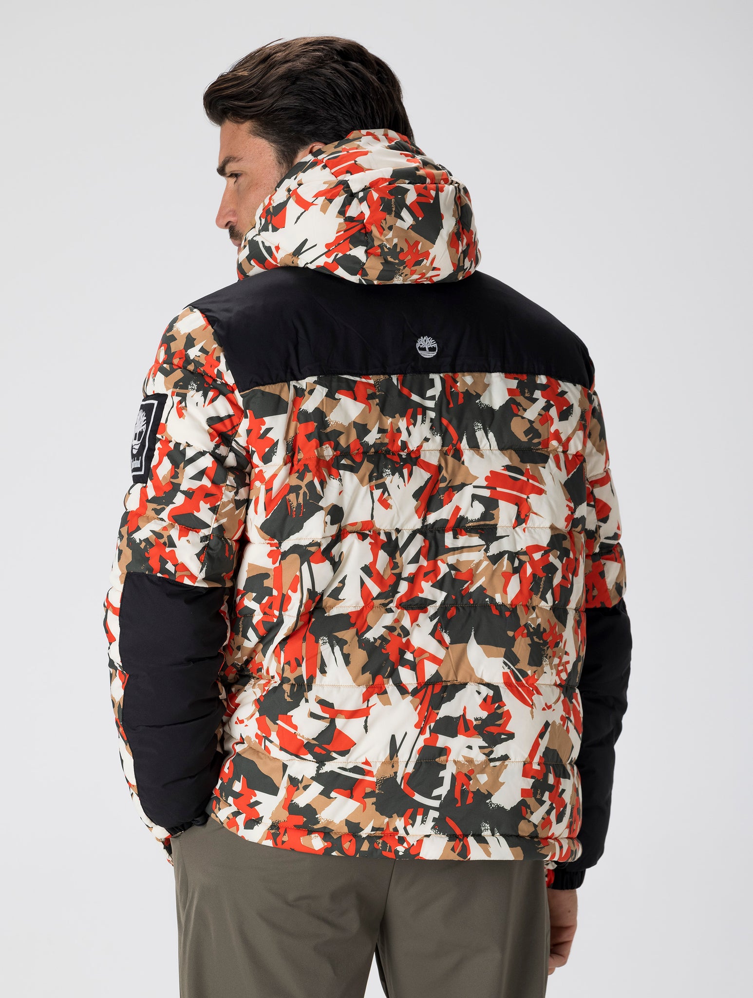 O-A PUFFERJACKE IN CAMOUFLAGE