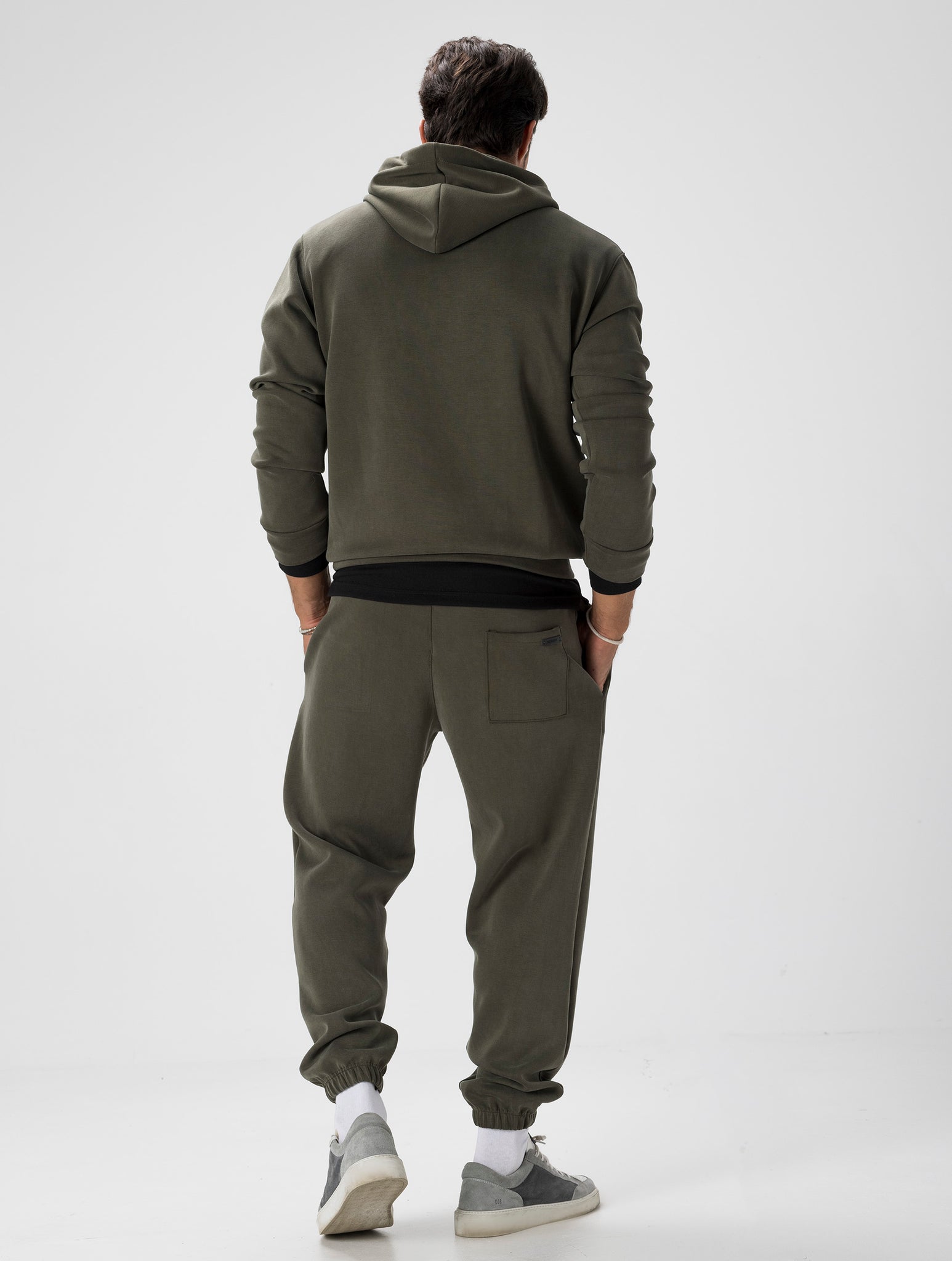 SHIRO TRACKSUIT IN MILITARY GREEN