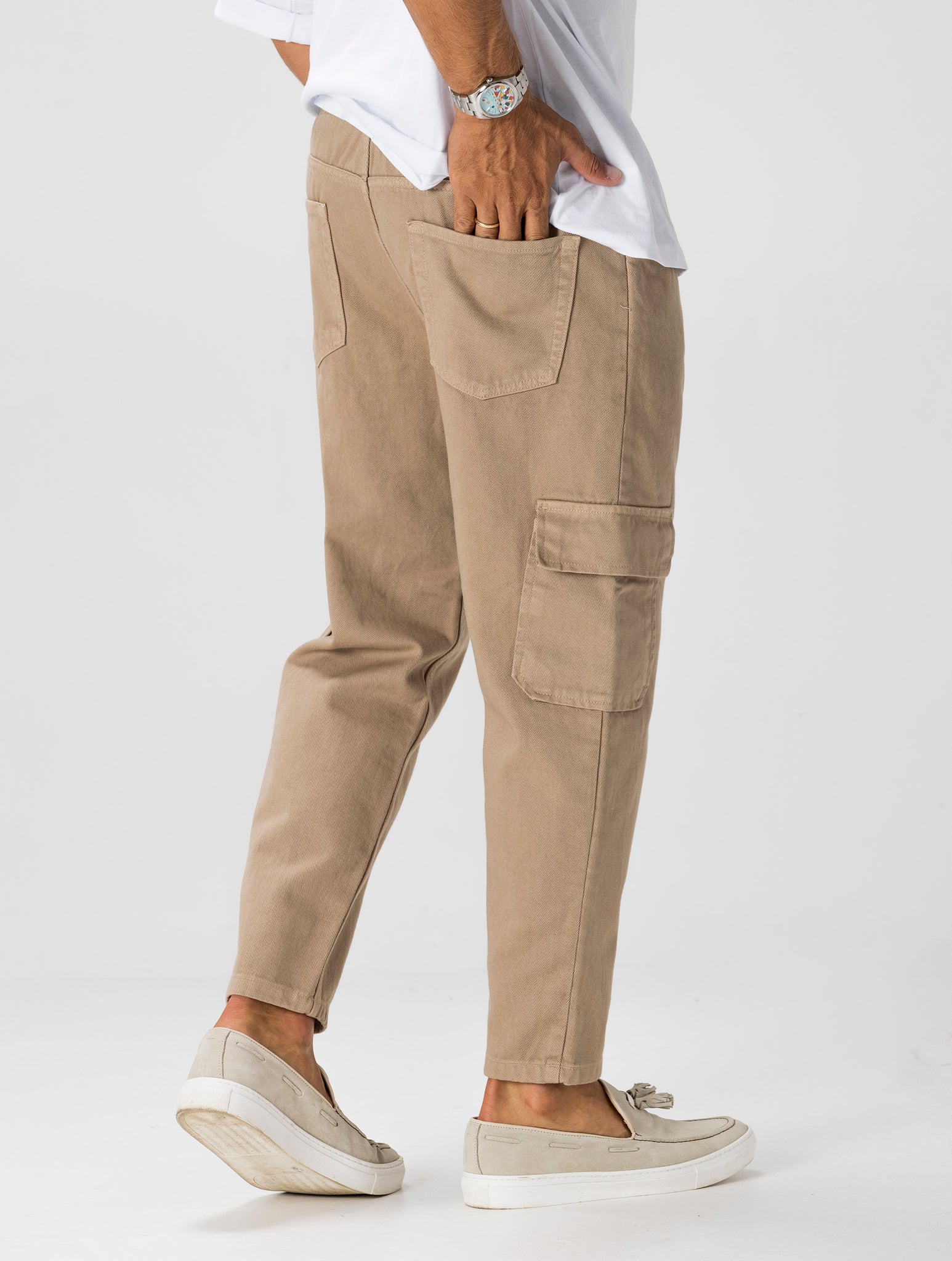 MASATO PANTALON CARGO DE COULEUR CAMEL