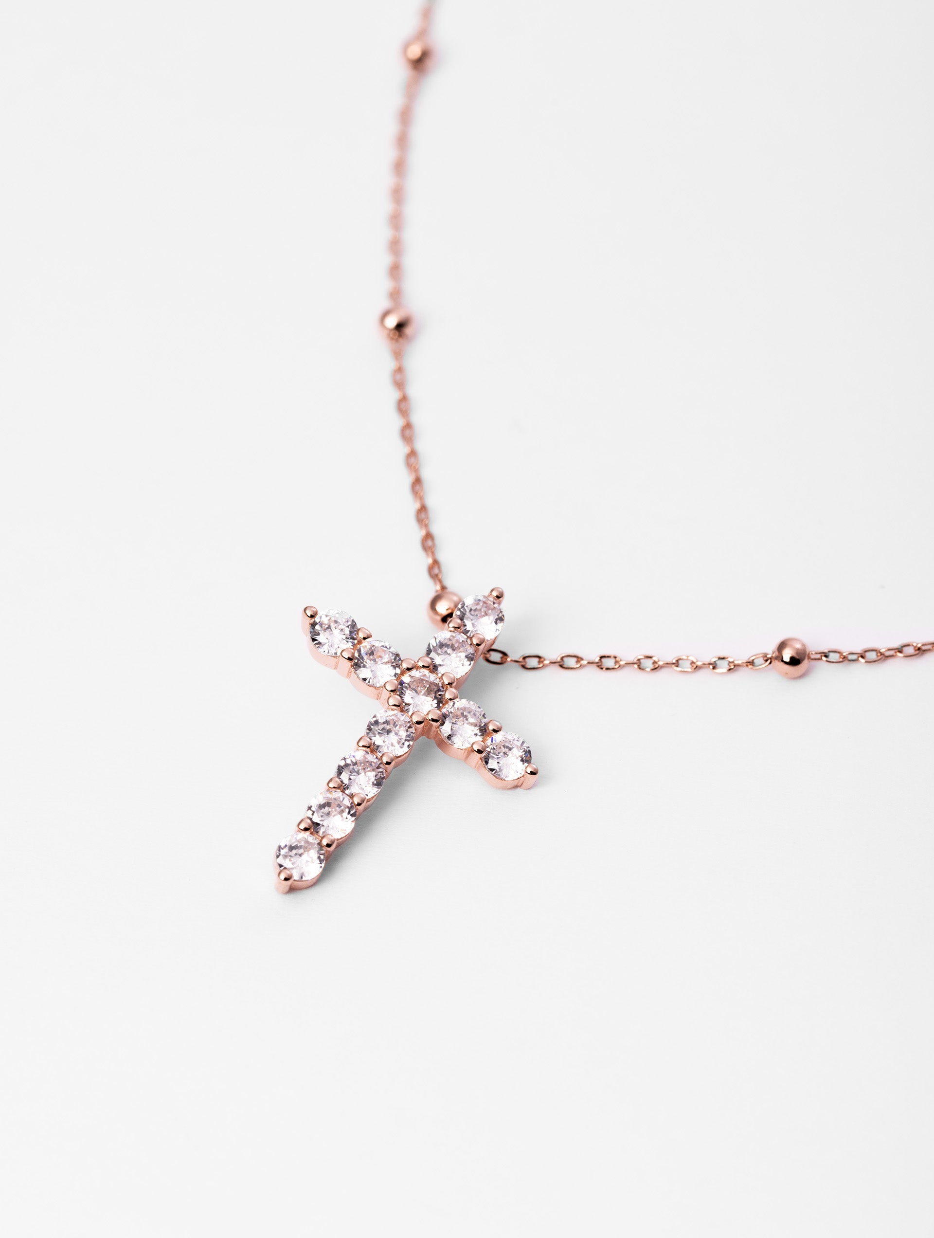 MELANY CROSS NECKLACE IN ROSE GOLD WITH ZIRCONS