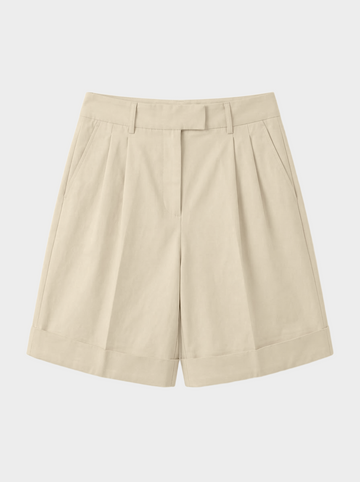 SHORTS IN KREMSFARBE