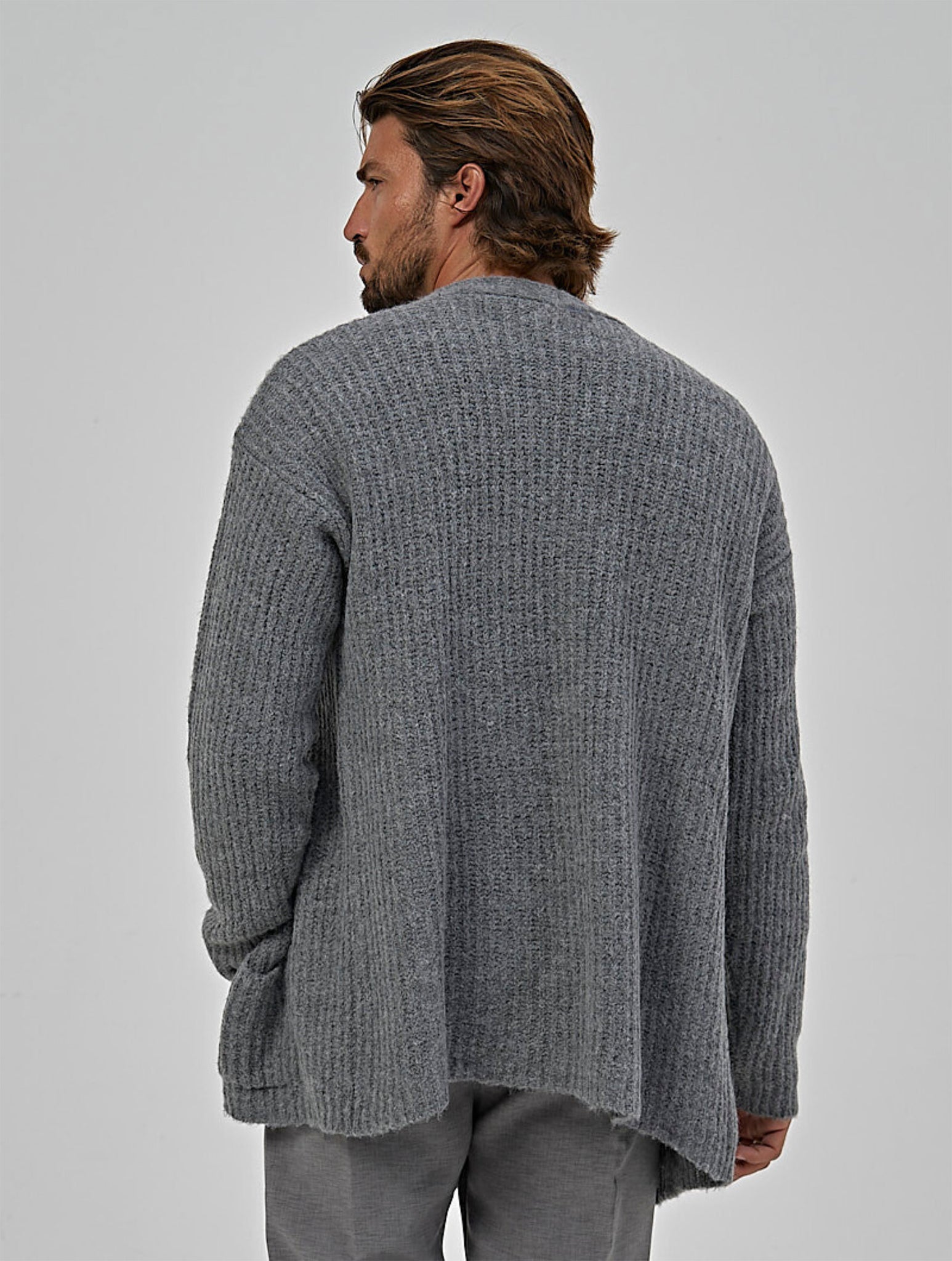 KEVIN CARDIGAN IN GREY