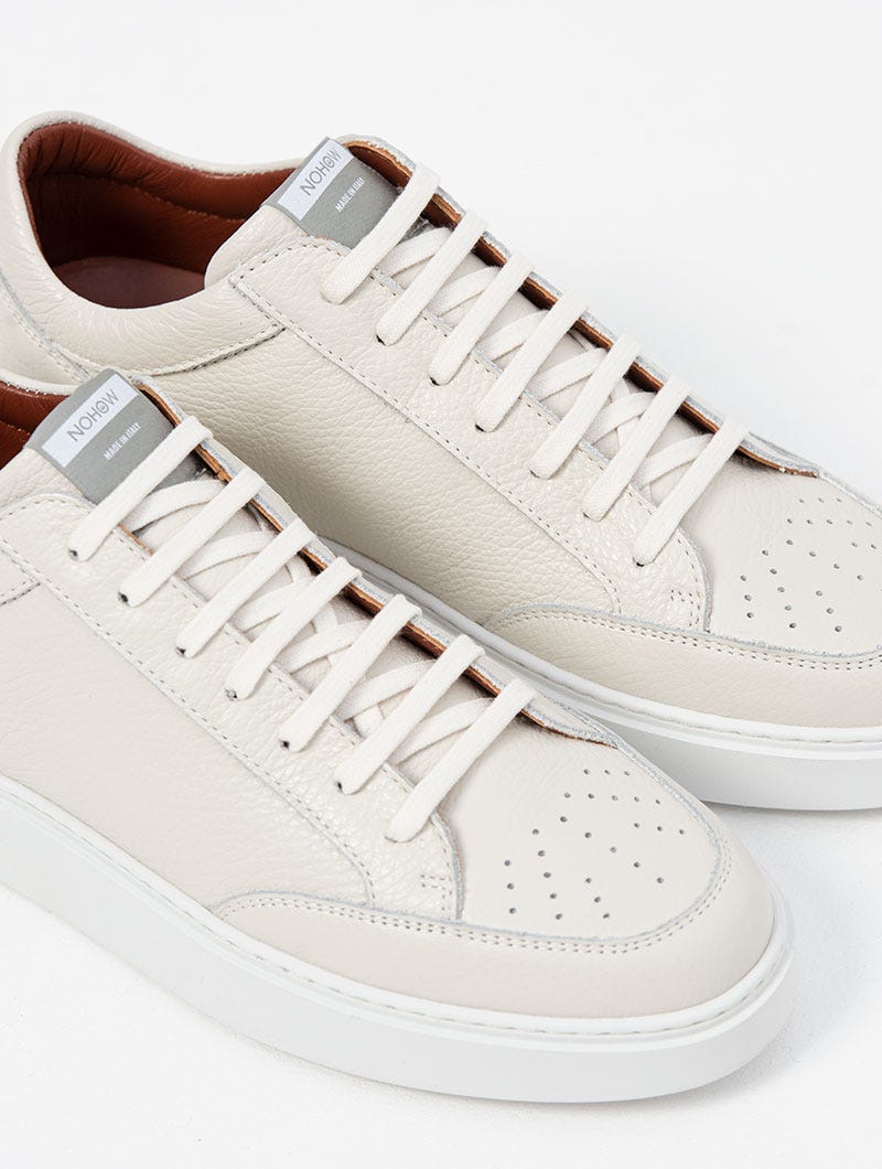 009 SNEAKERS IN CREAM