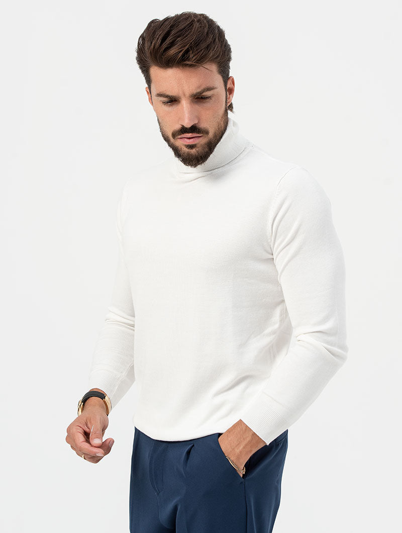 LARRIE ROLLNECK SWEATER IN WHITE