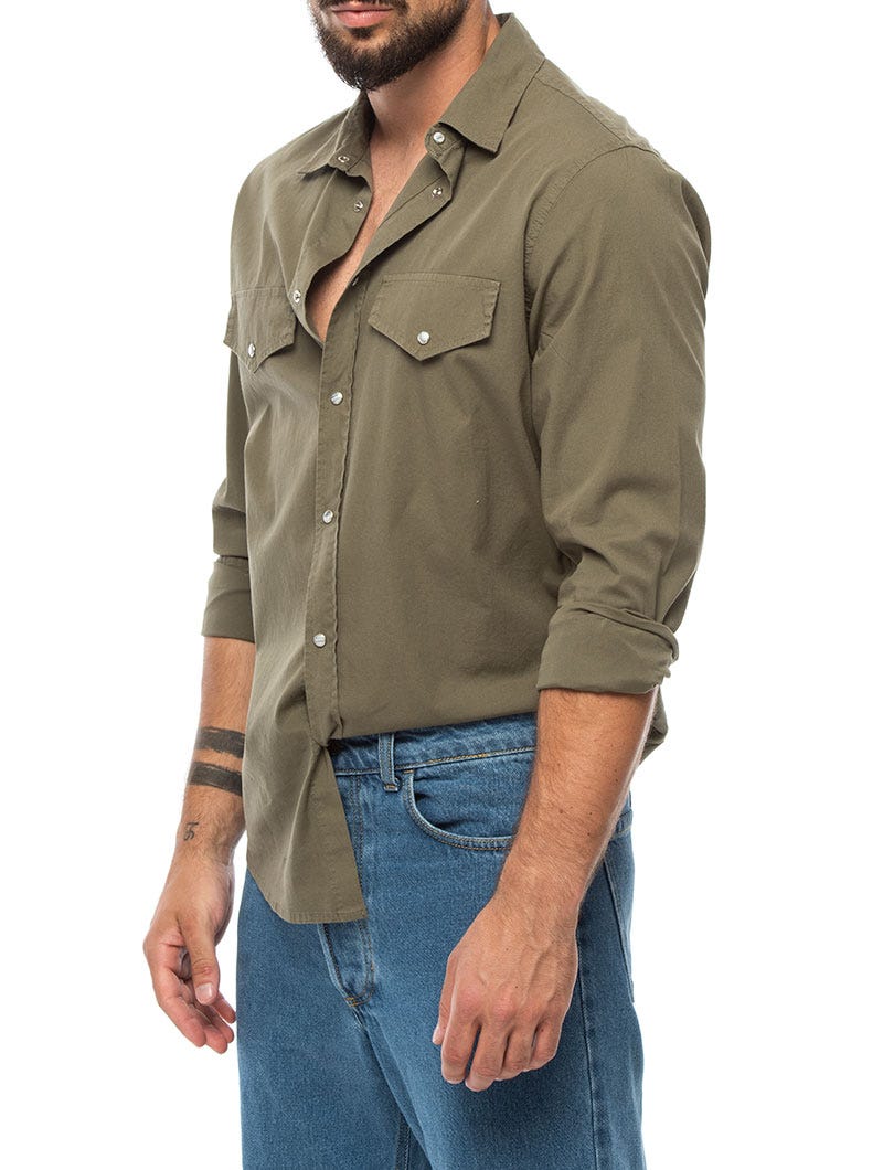 TYLER POCKET SHIRT IN ARMY GREEN