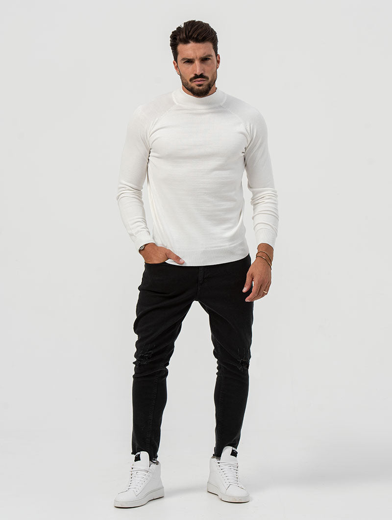 DOMINIC ROLLNECK SWEATER IN WHITE