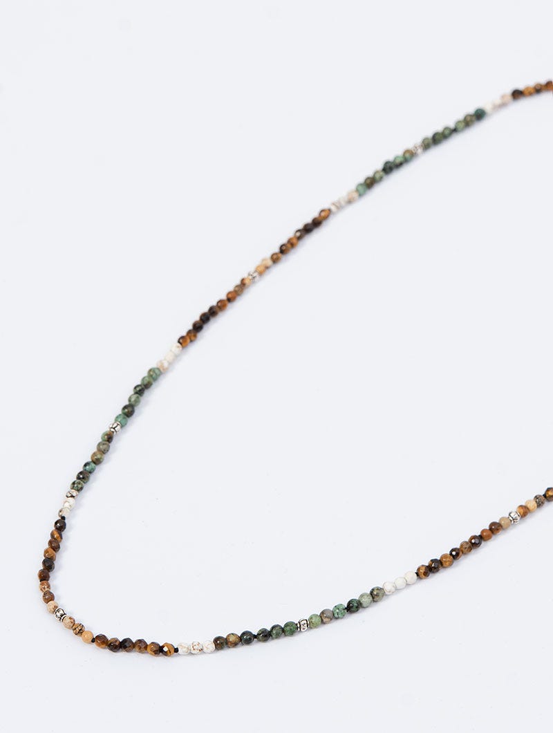 BAHA NECKLACE IN GREEN AND BEIGE